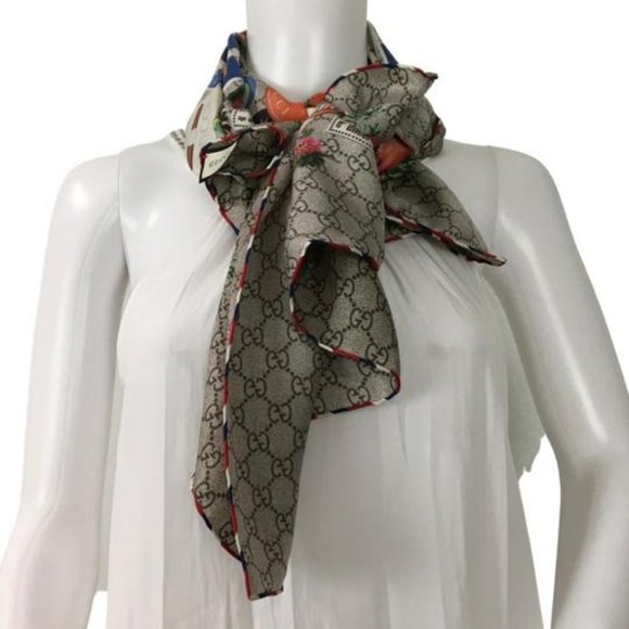 Gucci Women's Scarf Sylvie Web Motif Beige Printed Monogram GG 90x90cm DM - Picture 2 of 7